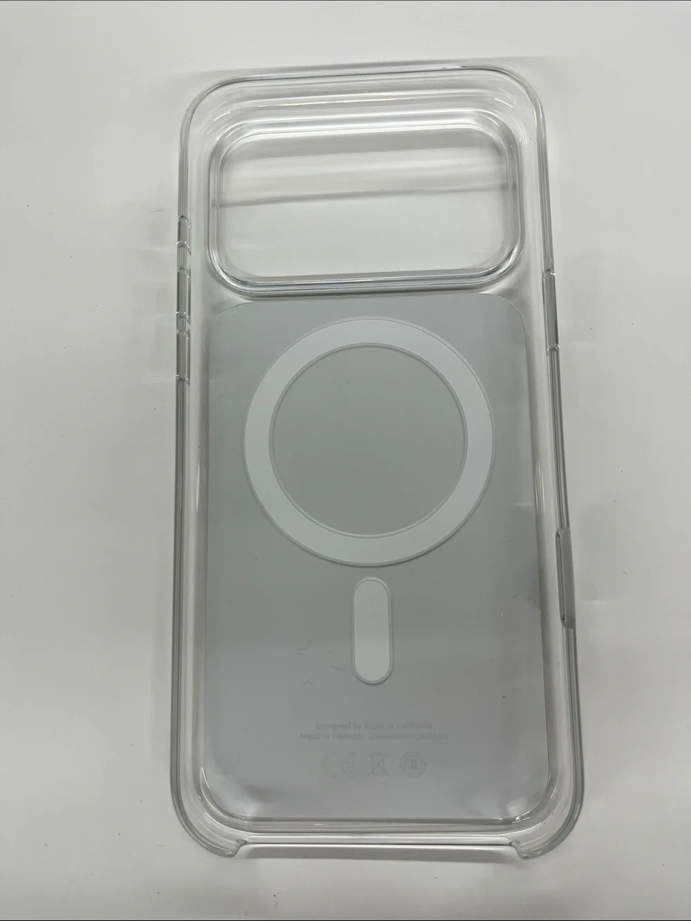 Apple iPhone 17 Pro Max Clear Case with MagSafe